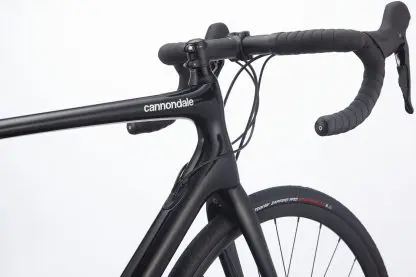 BICICLETA Cannondale Synapse Carbon 105 2020 Negra - Imagen 2