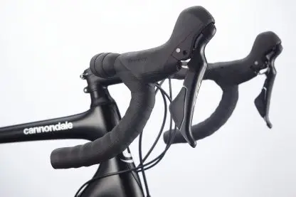 BICICLETA Cannondale Synapse Carbon 105 2020 Negra - Imagen 3
