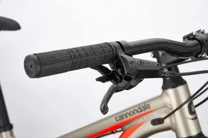 BICICLETA Cannondale Tango 5 27.5 2020 Gris - Imagen 3